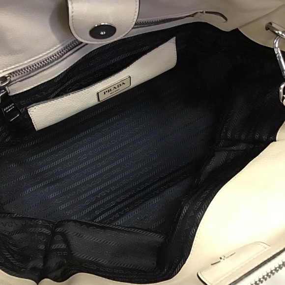 Prada Twin Pocket Tote Bag - Picture 6 of 7
